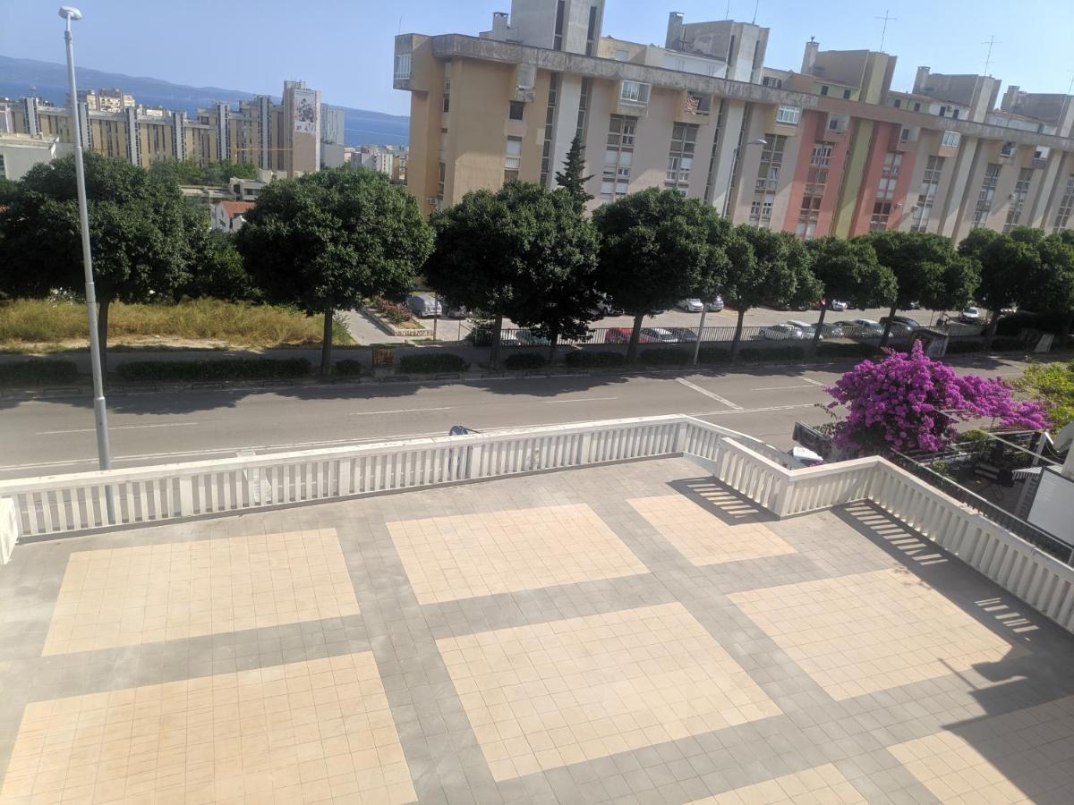 Ac Apartment With 2 Bedrooms And 2 Bathrooms-Free Private Parking Σπλιτ Εξωτερικό φωτογραφία